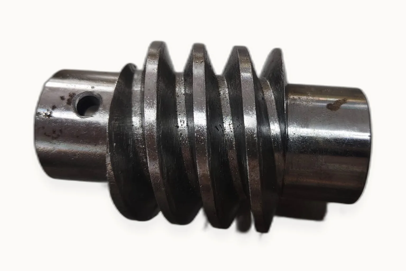 Steel worm shaft with cross-pin hole — Toolmetrics Engineers